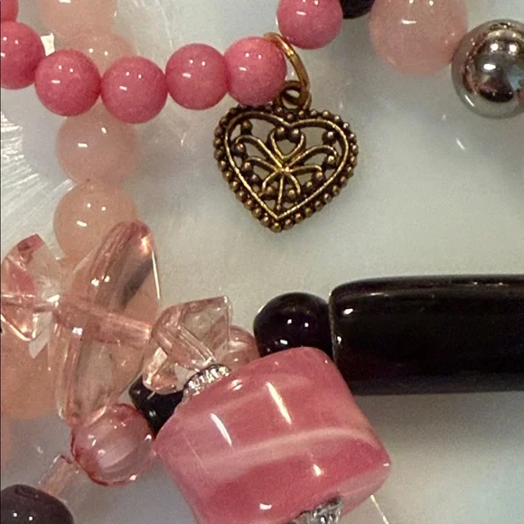 Elegant 10 Piece Pink and Black Beaded Bracelet Bundle - Picture 7 of 8